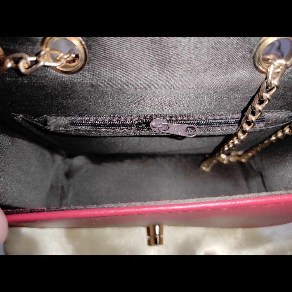 Red Bag (2 in 1 ) New with dustbag - Picture 10 of 16
